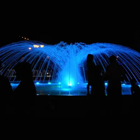 Bright And Functional Flat With Seaview Balcony Διαμέρισμα *