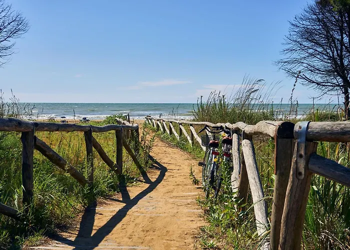 Bright And Functional Flat With Seaview Balcony Apartament Bibione
