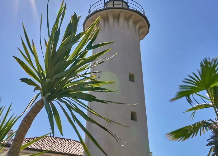 アパート Bright And Functional Flat With Seaview Balcony ビビオーネ