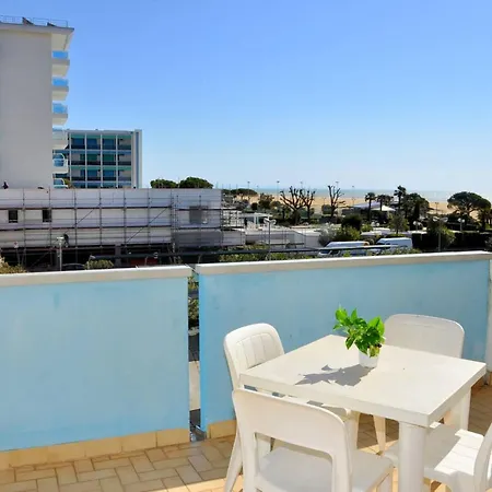 Bright And Functional Flat With Seaview Balcony Appartamento *